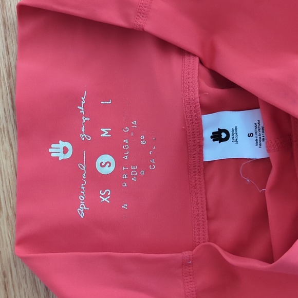 Spiritual Gangster Leggings - Picture 2 of 6